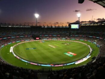 Melbourne Cricket Ground 350x263 iAYtW1